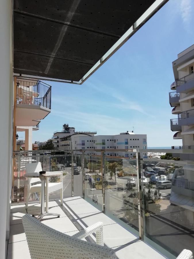 Hotel Marzia Holiday Queen Caorle Buitenkant foto