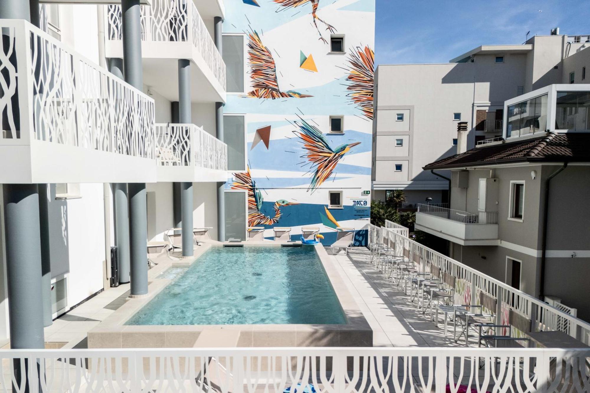 Hotel Marzia Holiday Queen Caorle Buitenkant foto